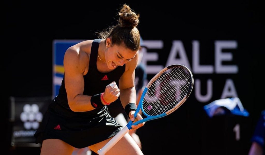 Maria Sakkari Is A Famous Greek Tennis Player She Is An Aggressive