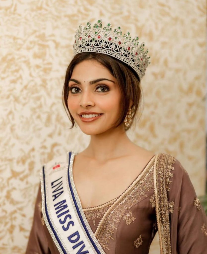 Divita Rai (Miss Universe) Biography, Age, Height, Bf, Father, Family, Photo, Wikipedia & More